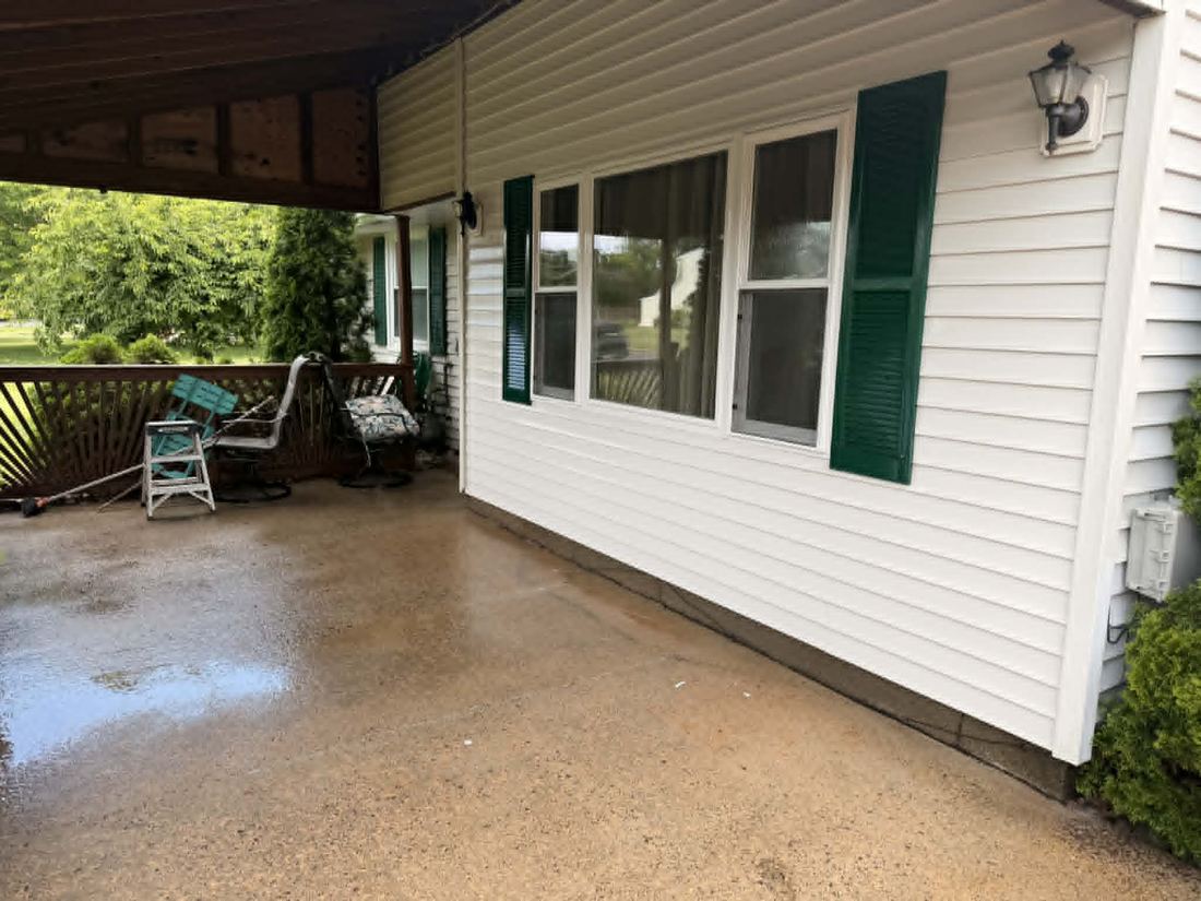 Covered patio after cleaning
