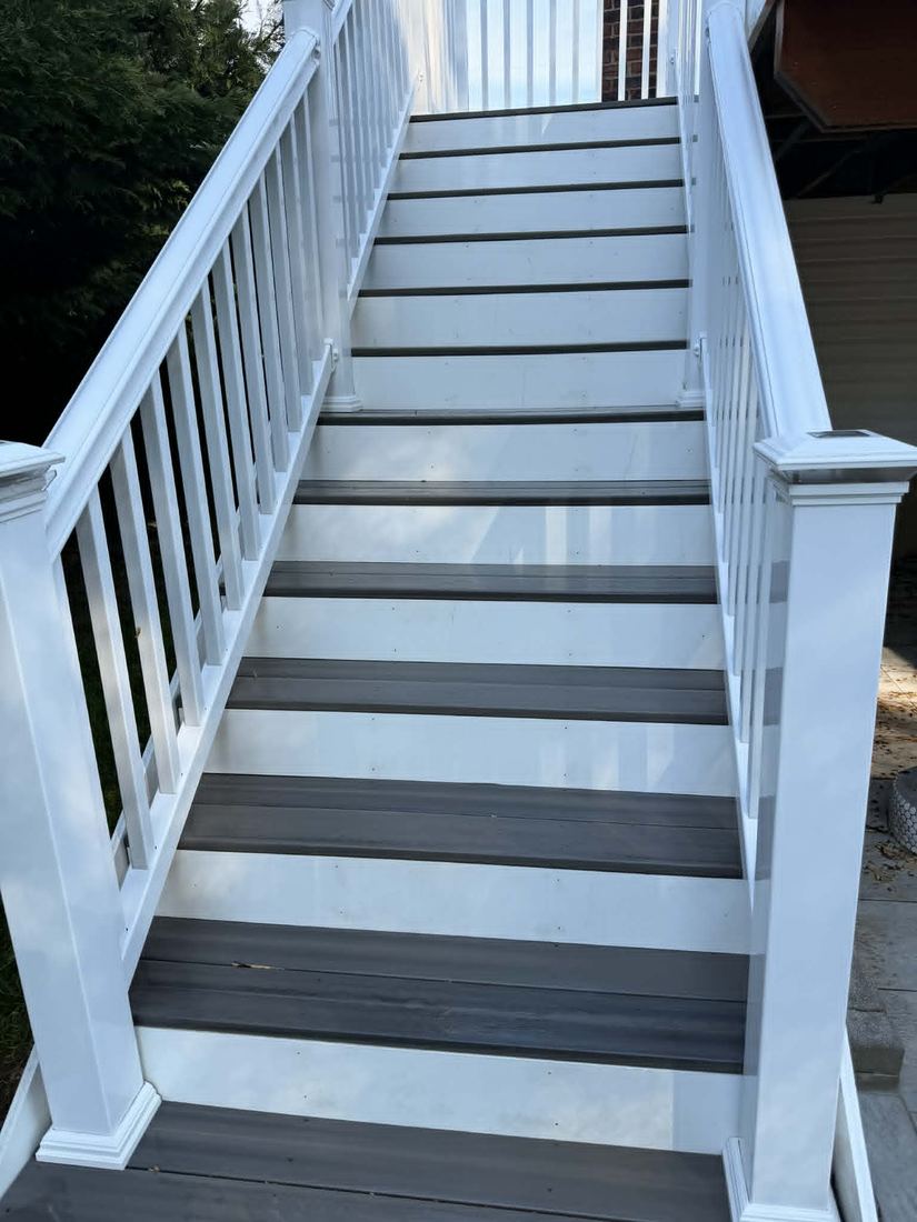 Restored deck steps after cleaning