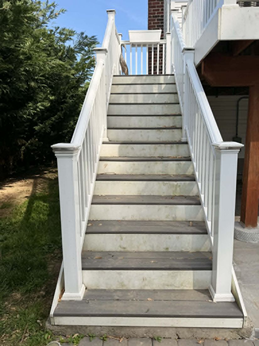 Weathered deck steps before cleaning